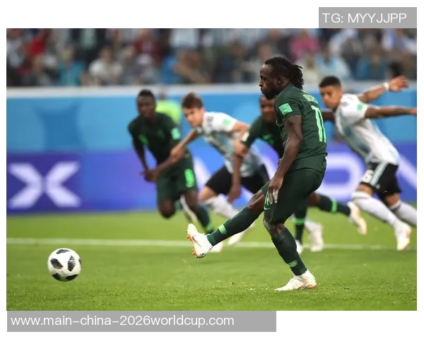 尼日利亚足球明星诺阿的传奇旅程与辉煌成就揭秘